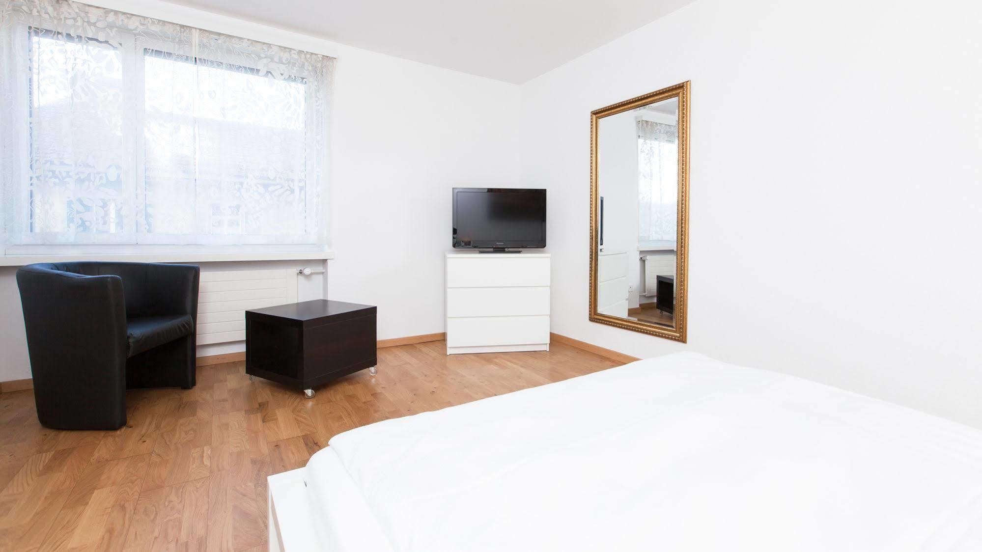 Swiss Star Apartments - Contactless Self Check-In Zürih Dış mekan fotoğraf